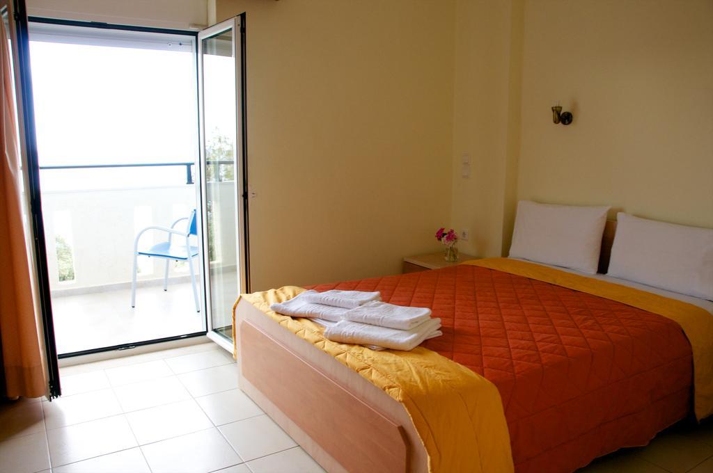 Virgin Mary Apartment Rodakino Exterior foto