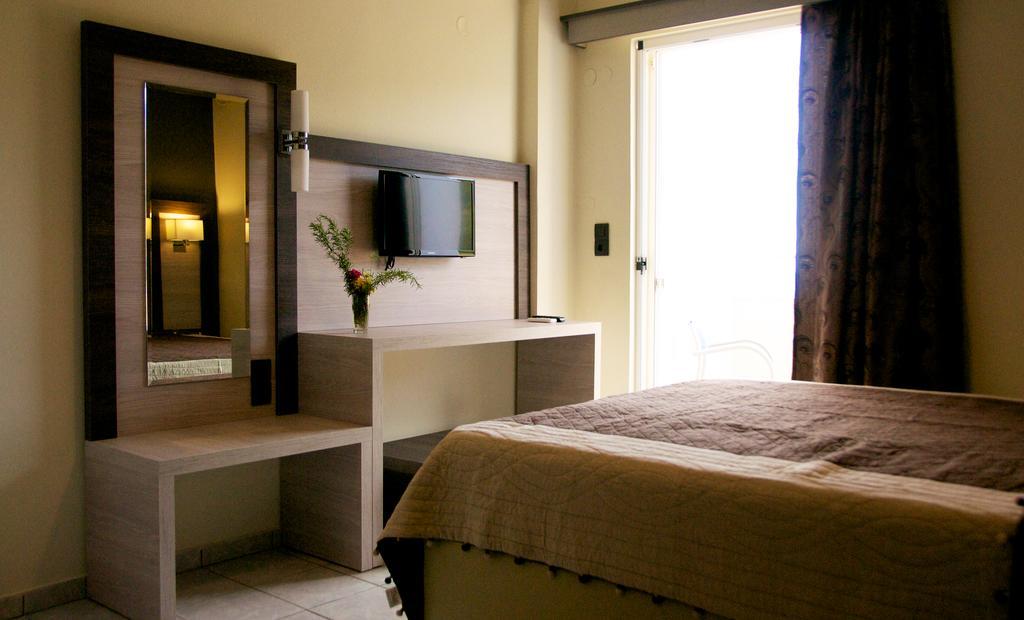 Virgin Mary Apartment Rodakino Cameră foto